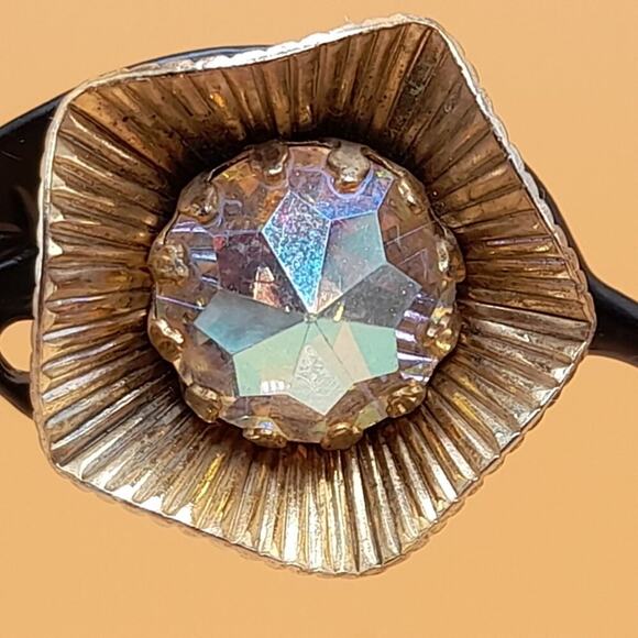 Vintage Aurora Borealis Rhinestone Screw-Back Earrings, Gold Plated, 7/8 Inch - Picture 2 of 14